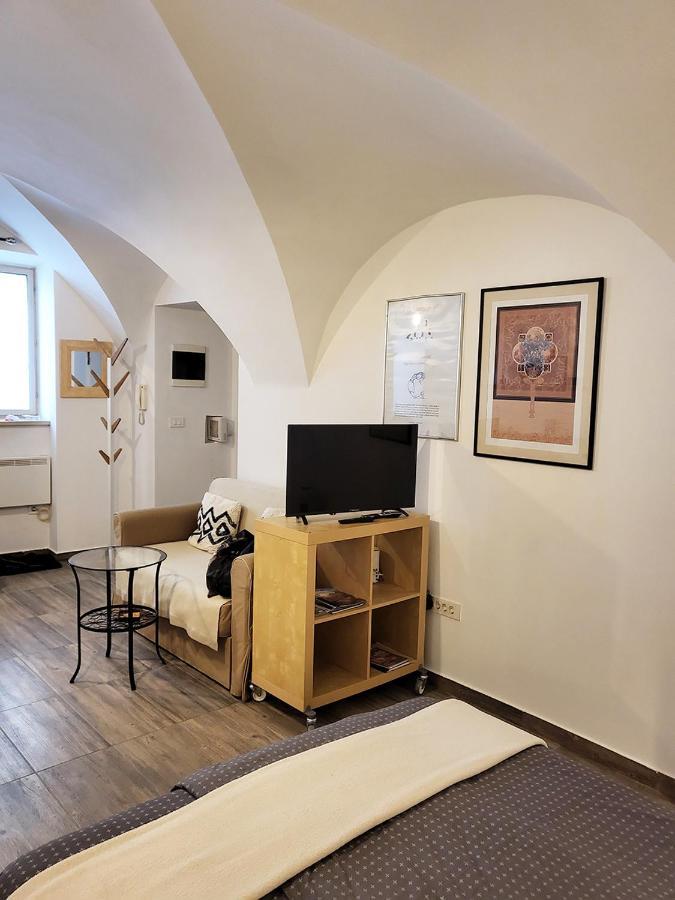 Studio Ian Ljubljana Bagian luar foto