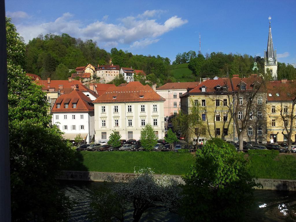 Studio Ian Ljubljana Ruang foto