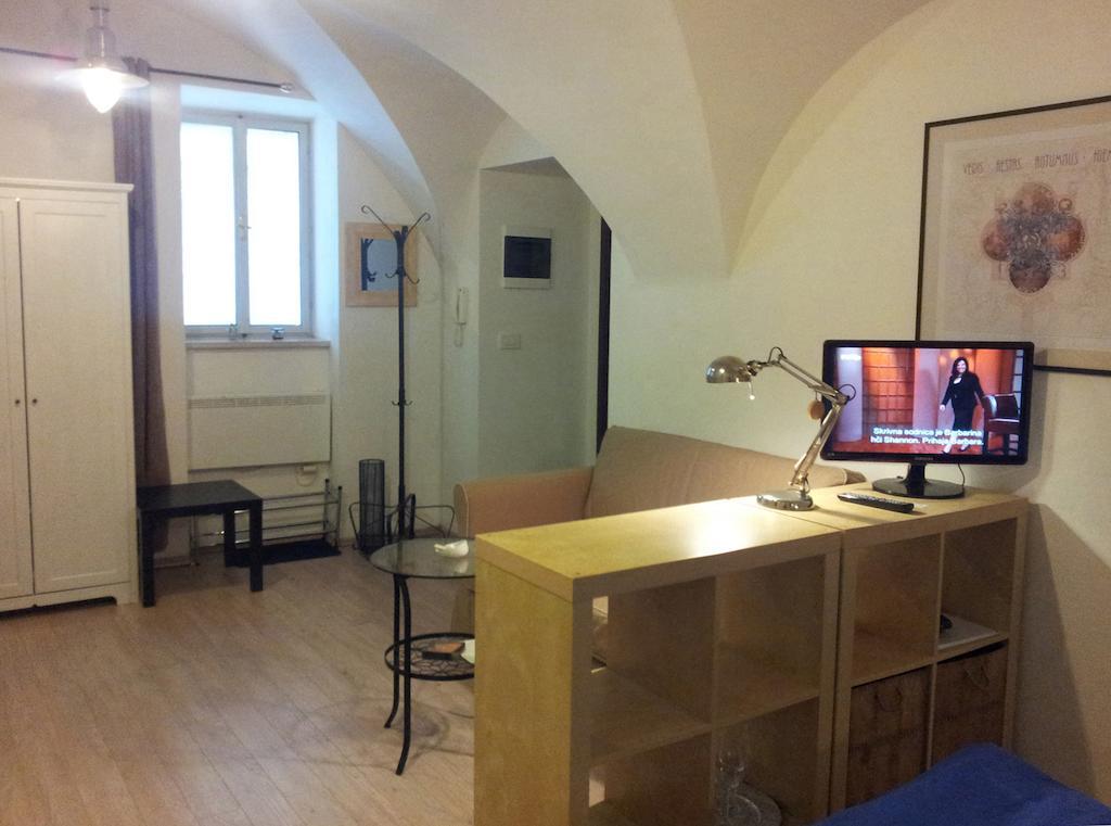 Studio Ian Ljubljana Ruang foto